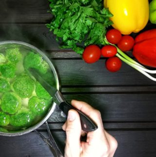 how to boil broccoli