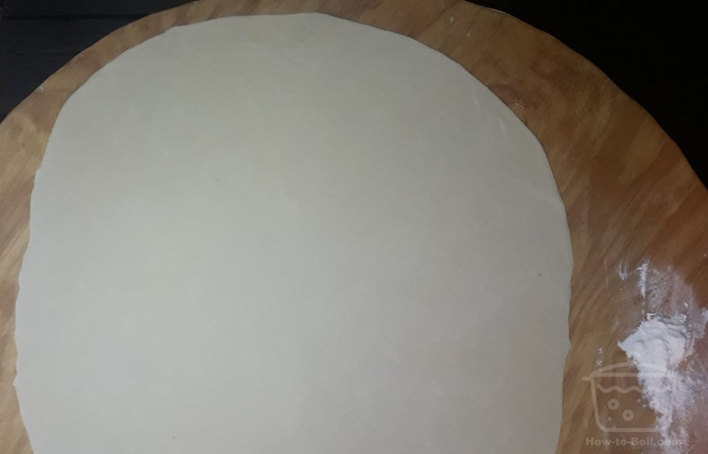 smooth and thin dough cover